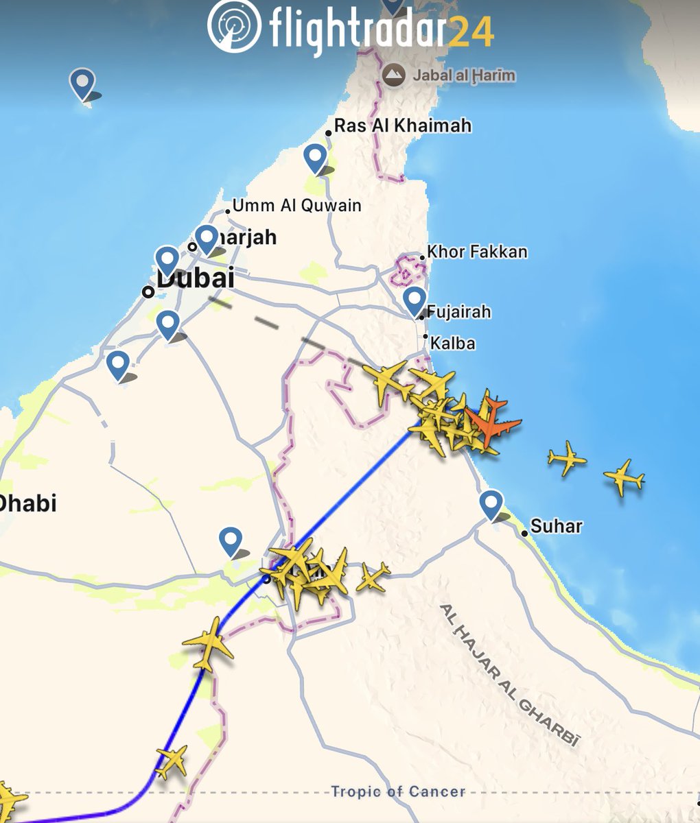 ALJVD1's tweet image. Half an hour in all still in holding patterns and it’s just going to get busier. 

No approaches to DXB or AD.