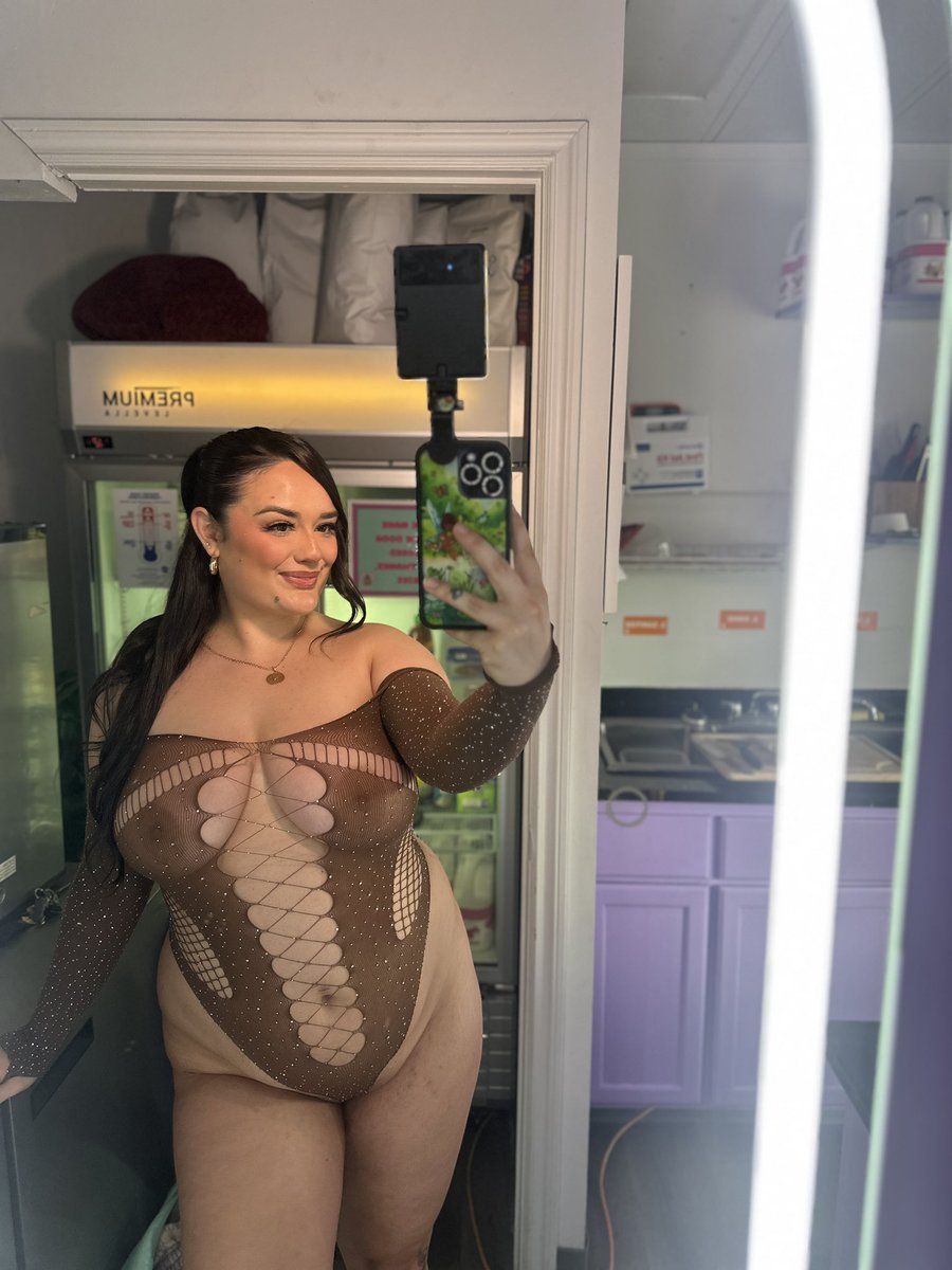 Becky ꒰ა ☆ ໒꒱ tweet media