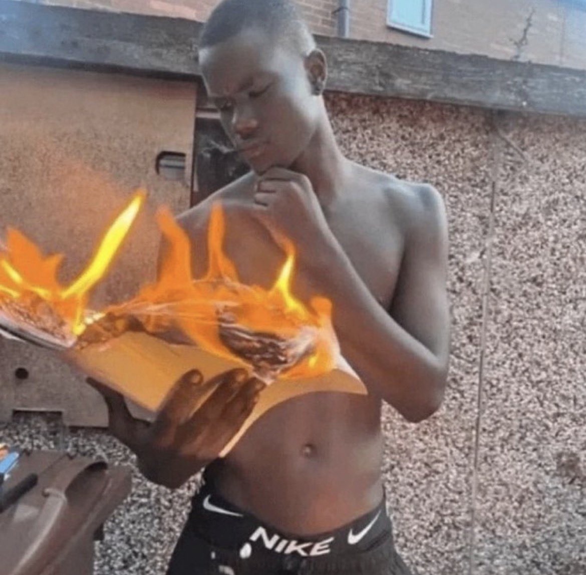 Cómo se sintió mi yo de primaria descubriendo que las mujeres podía besarse con mujeres