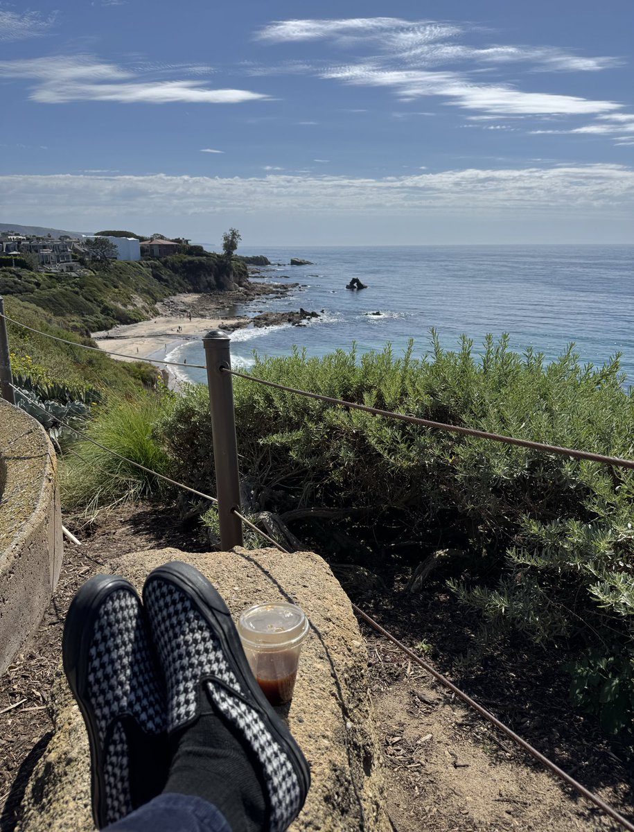 Latentinks's tweet photo. @hamptonism Today in Ca https://t.co/uXMzppolN9
