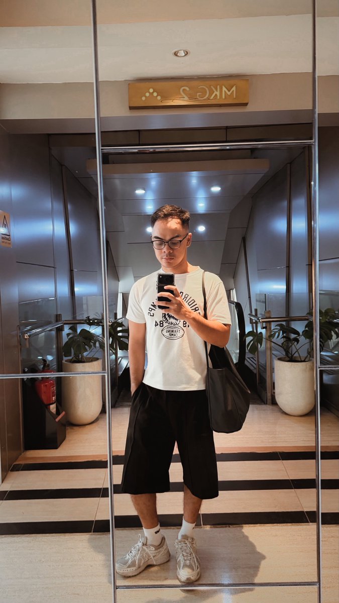 Goodsdept1's tweet photo. @aronistyping Emng lucu2 skrng kalau ada yang baru warna putih di ambil mana murah di banding dewasa https://t.co/sZYCAIgztF