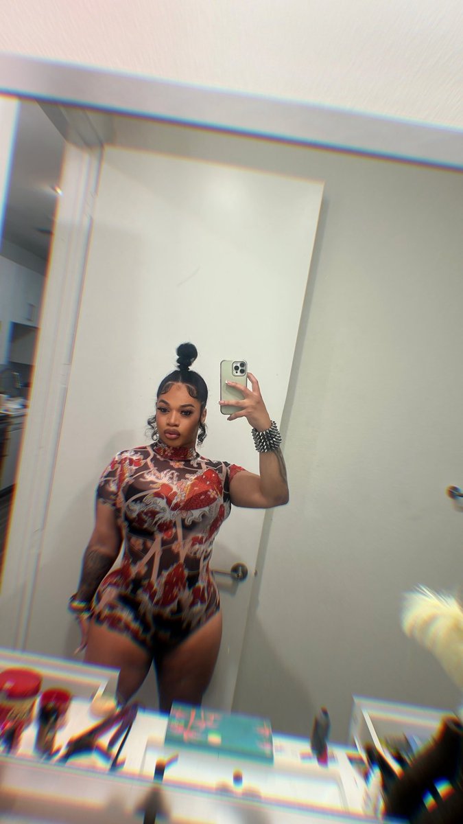 MIAMÌ🥵 tweet media