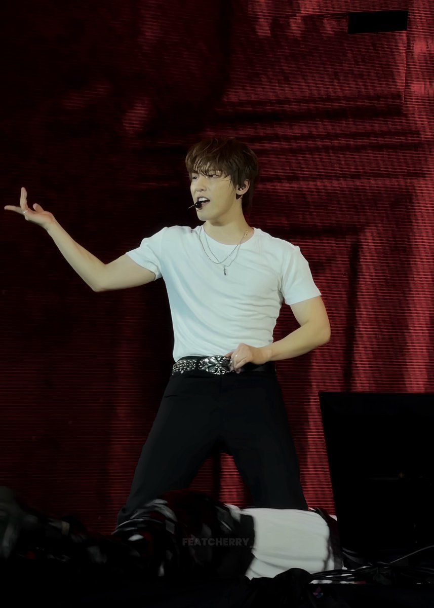 feat.cherry tweet media