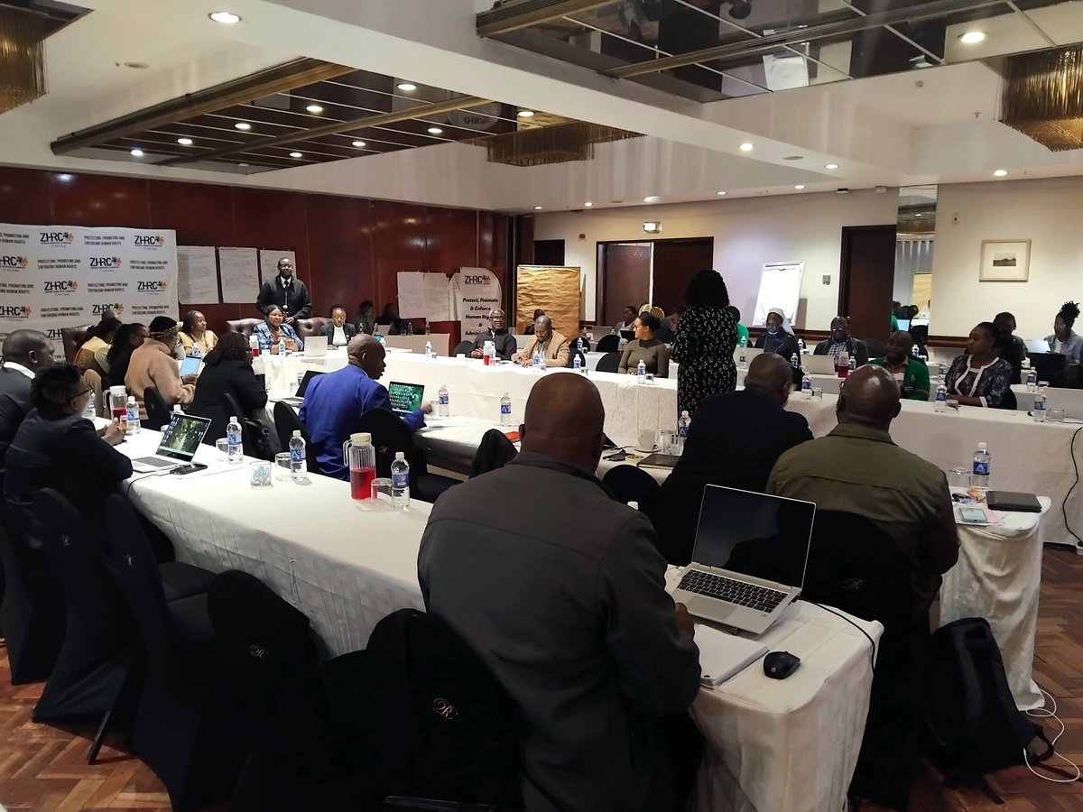 munyabless's tweet image. #Day2 of the @zhrc365 Communications Strategy Workshop. Theme for 2nd day is "Putting it into action: tools, crisis management and implementation." @NewsSpaceZim @diana_harawa @MhlangaJohanne @takabote #Zimbabwe #Rights #Zim