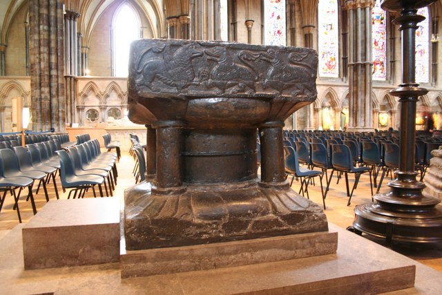 Pugin_awn's tweet image. #Font from #LincolnCathedral Church, drawn by #AWNPugin. @V_and_A
@LincsCathedral

Decorated font made of #Tournai marble, thought to have been carved in 1150s by Flemish craftsmen.

#awnpugin #pugindrawing #pugin #lincoln #puginlincoln #gothicrevival #puginfont #pugindesign