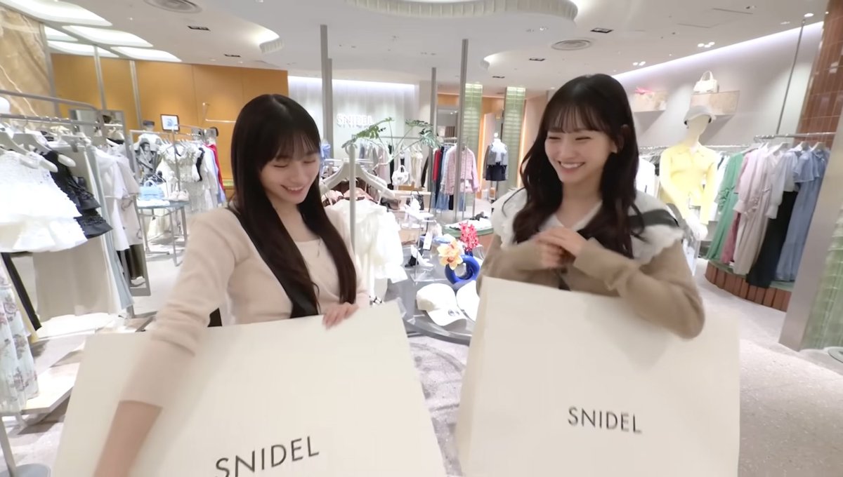 𝑀𝑎𝑖❤︎ tweet media