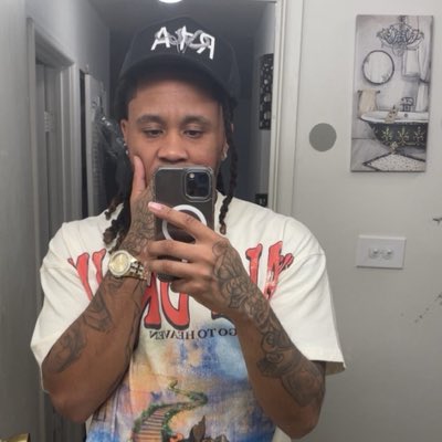 RedD13024's tweet photo. #NewProfilePic https://t.co/tZri7Clw1t