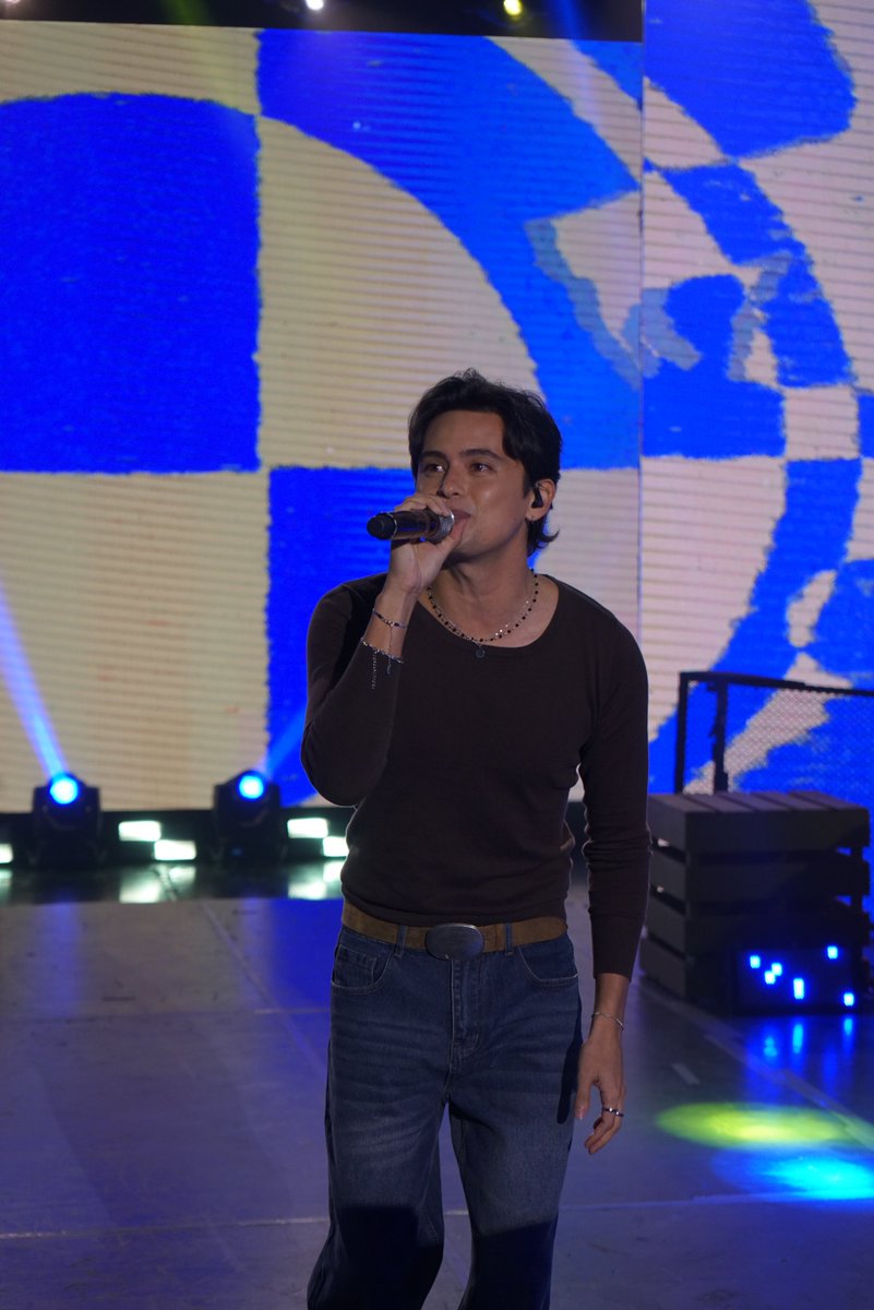 It's Showtime tweet media