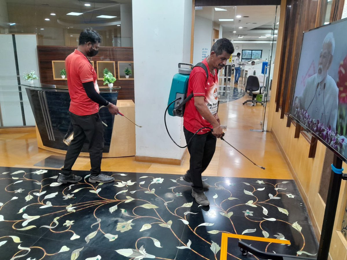 Textiles Committee tweet media