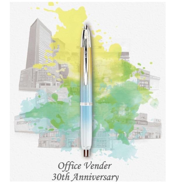 미쳐따 이 캡리스 너무 이뻐 . .
왜 캡리스는 새로운거 낼 때마다 예쁘냐고요