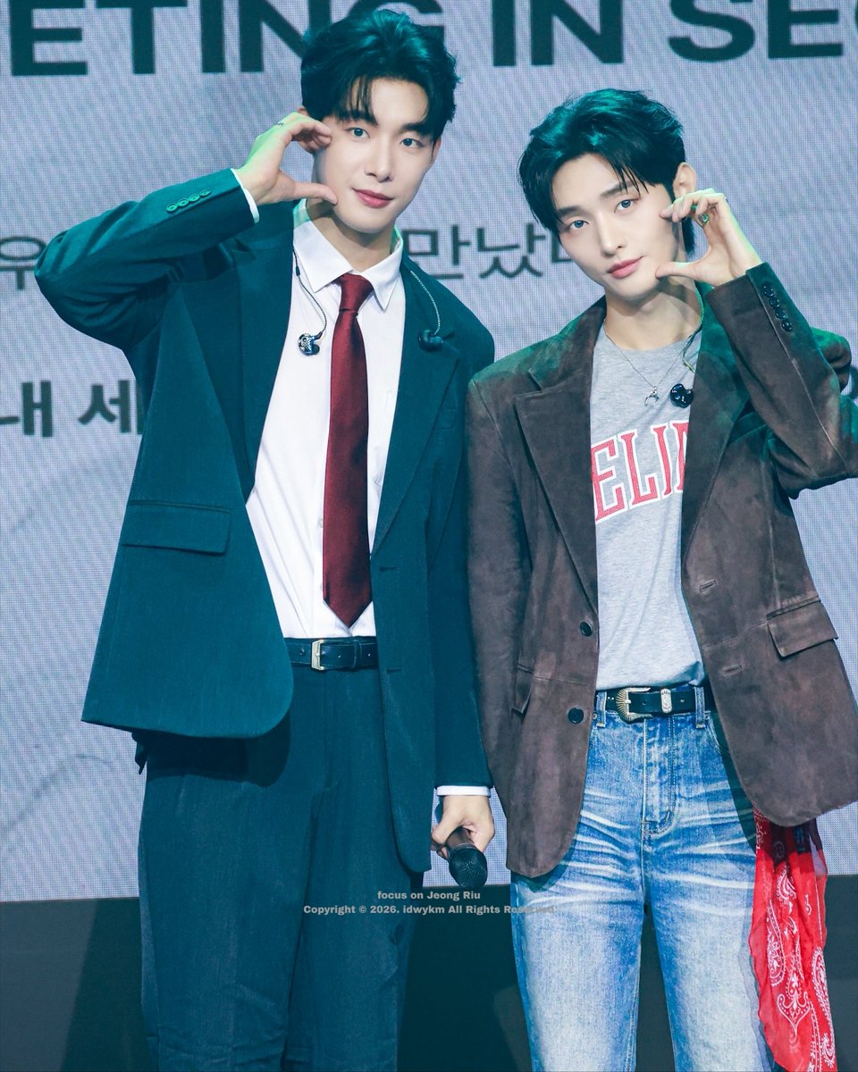 idwykm's tweet photo. 260308 천구비 팬미팅 #정리우 #윤지성 HQ

농담 아니고 진짜 결혼 ��표 기자회견에 초��� 받은 기분이었다구요

#JeongRiu #郑利友 #鄭利友
#yoonjisung #尹智聖
#천구비 #천둥구름비바람 #ThundercloudRainstorm
#서정한 #이일조 https://t.co/BIGHIYiLUQ
