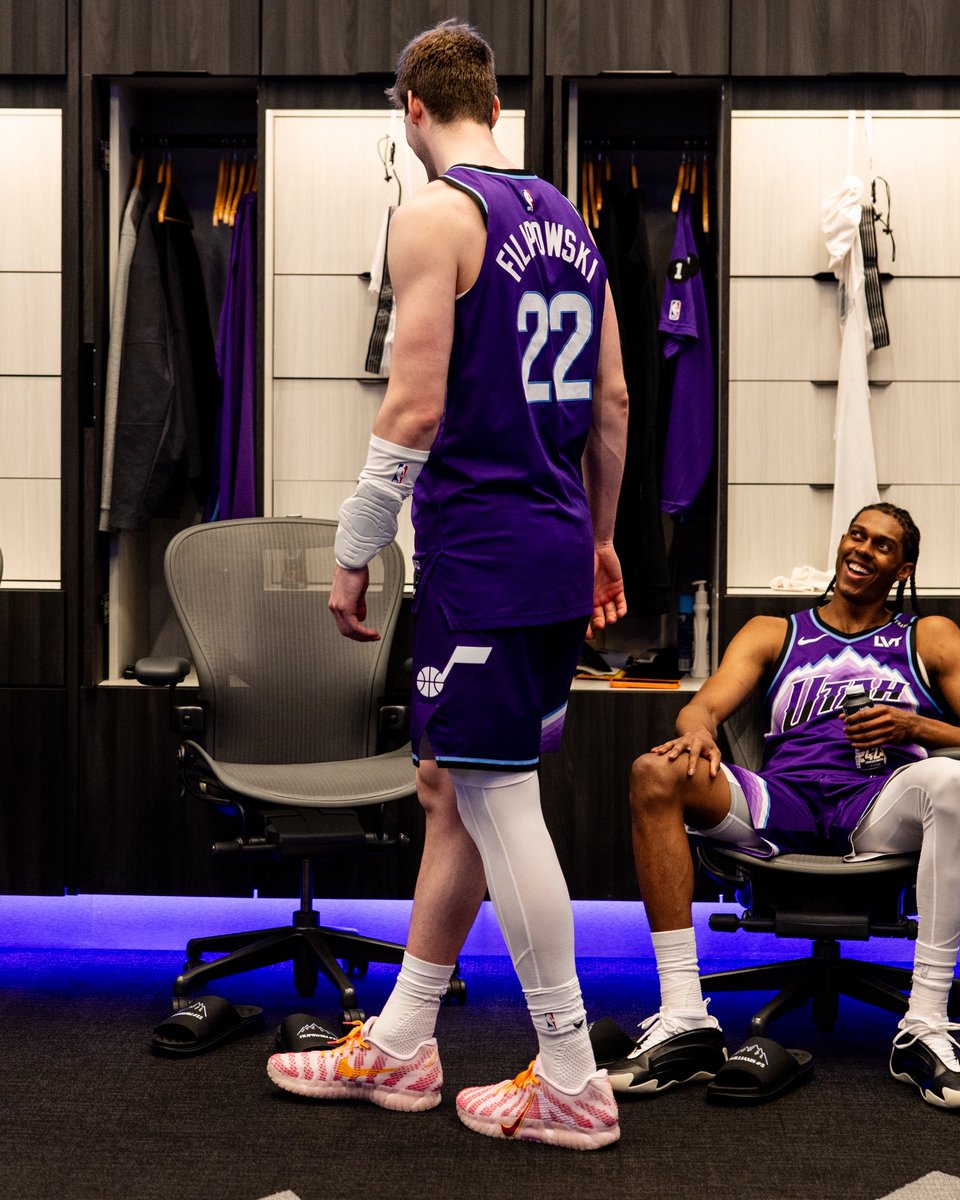 utahjazz's tweet image. together we climb 🏔️💜

#TakeNote