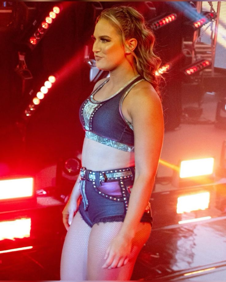 fallonwwe01's tweet photo. #wwe #wwefans https://t.co/a9gDlR9Lvf