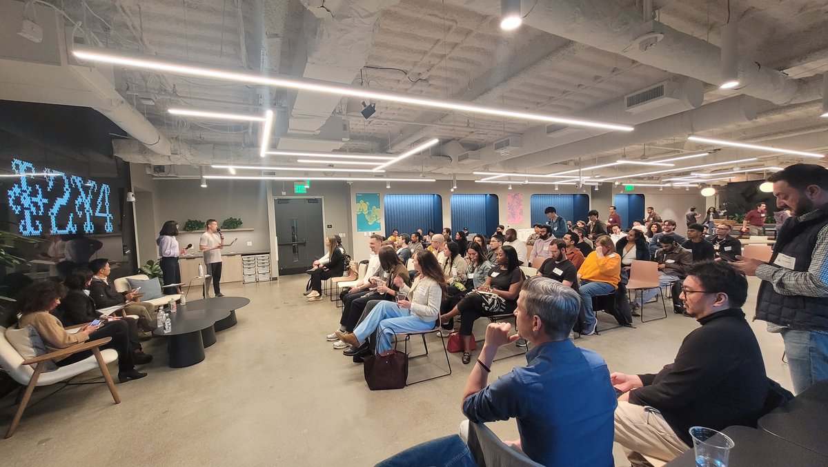 harshdeeprapal's tweet photo. Pitched Legitt AI to a packed audience at the 'Batter Up San Francisco' event by @HustleFundVC

Was among the top 6 startups that were selected to present/pitch. 

Noida to SFO journey has been exciting so far 💕 https://t.co/IILNbqOmhB