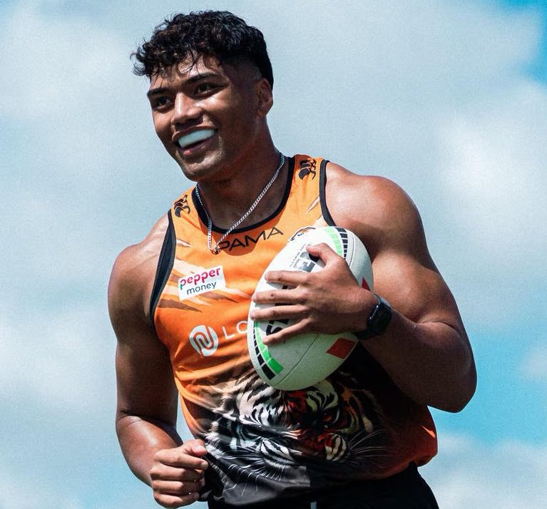 Isaac Issa Journalist tweet media