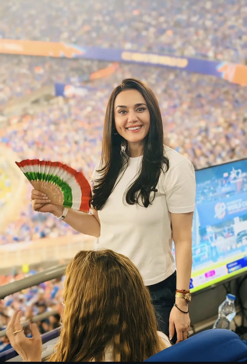 Preity Zinta Fandom tweet media