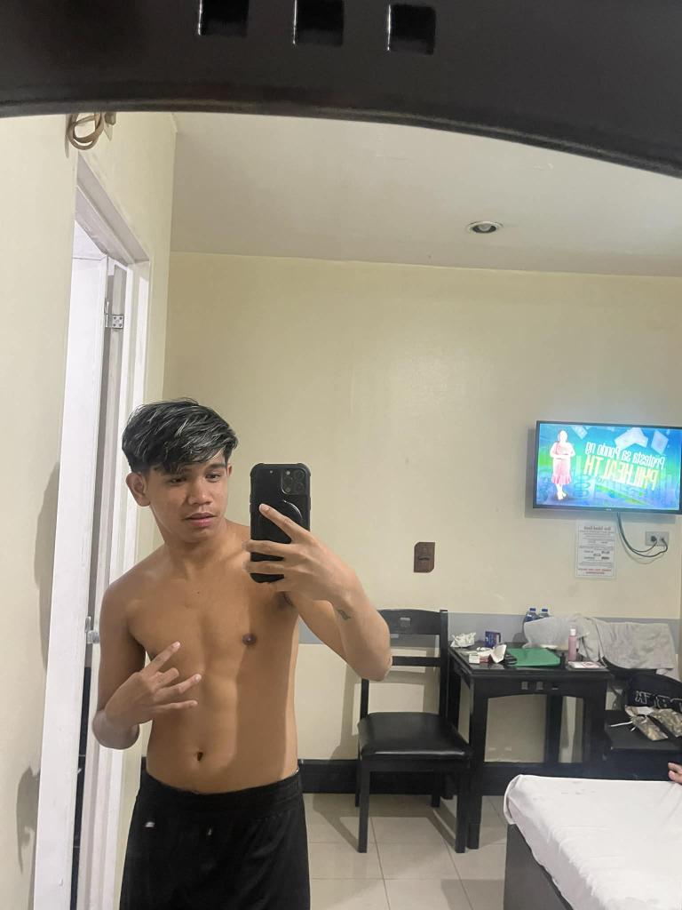 tiefvince13's tweet photo. dm💦 https://t.co/F1sNv1euCx