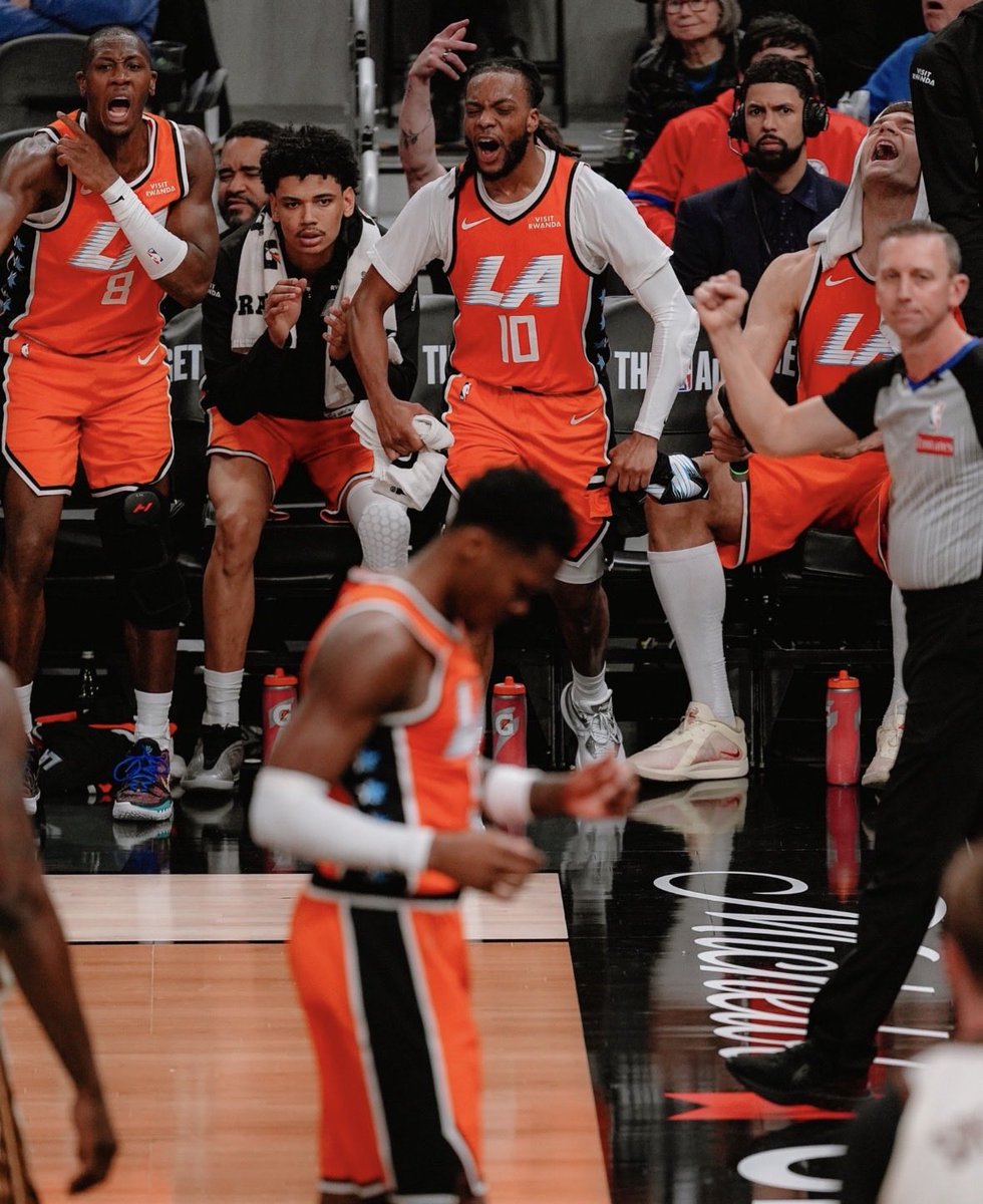 FeelLikeDrew's tweet photo. CLIPPERS ARE OFFICIALLY .500 (32-32) AFTER STARTING 6-21 AND ARE NOW THE 8TH SEED 🔥

WHAT A TURNAROUND ‼️ https://t.co/a0rkFwDec6