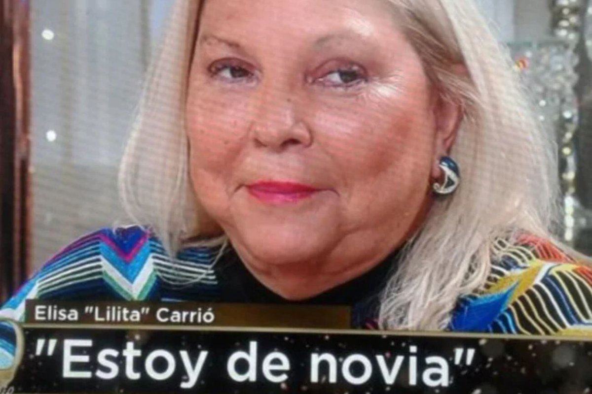 abtyuta's tweet photo. Vengo a actualizar qué estoy de novia por primera vez en mi vida y estoy tan feliz https://t.co/dQrDjmS4BL