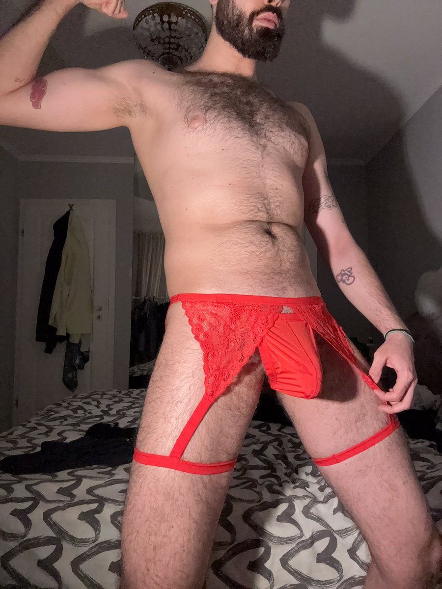 stained boxers 💦 tweet media
