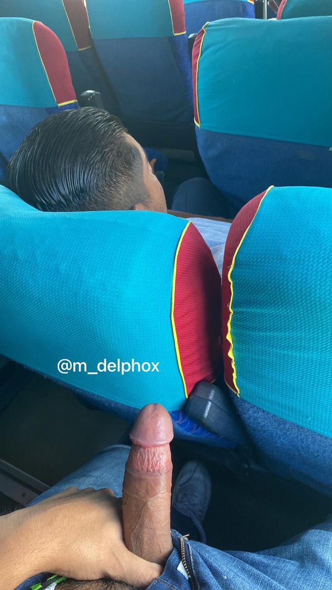 Vas durmiendo bien a gusto en el camión, de repente te despiertas y volteas… lo primero que ves es mi vergota 😛😛😛 ¿cuál es tu reacción?

Puro comentario morboso 

<a href="/chicocruzer/">cruisingmx</a> <a href="/cruizerapp/">Cruizer</a> 

jff.com/m_delphox