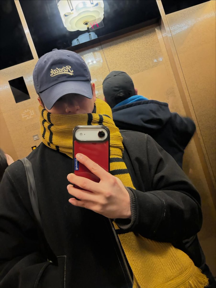 (스)마일 tweet media