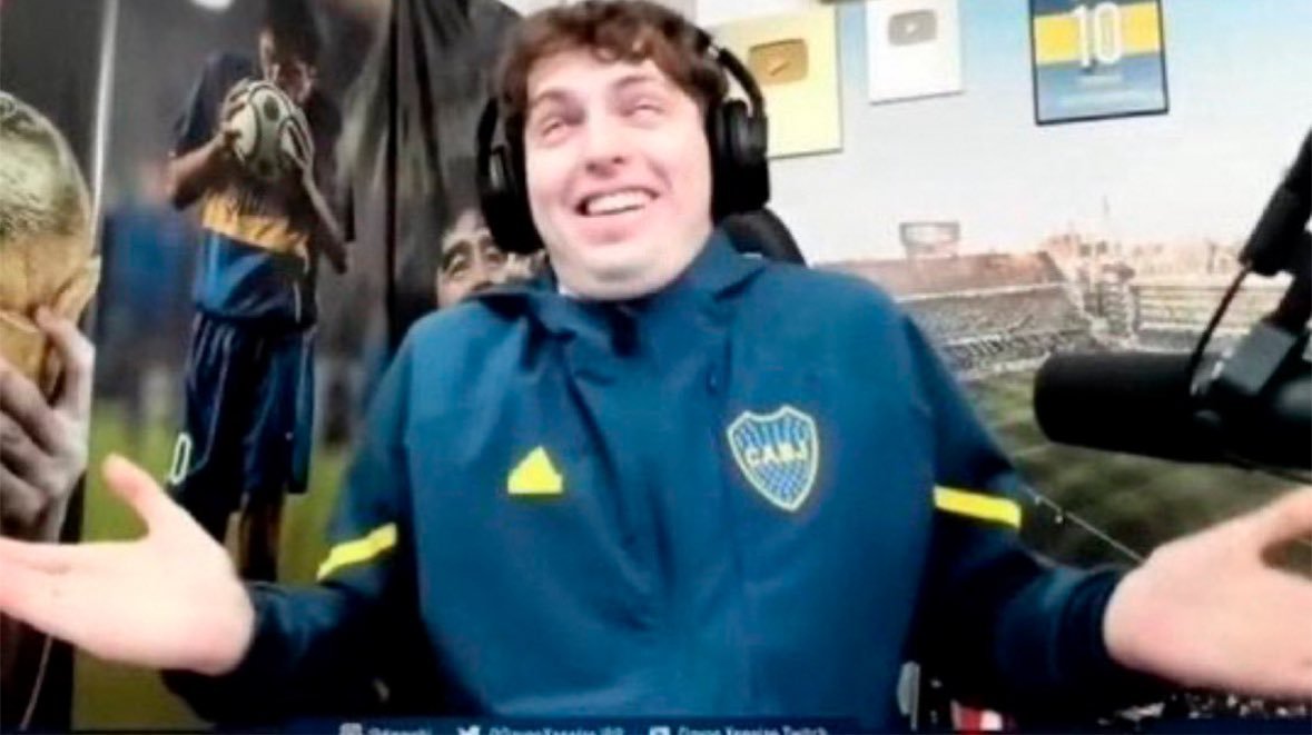 <a href="/Friple_lol/">Friple</a>  Mirando a icon jugar los games sin el