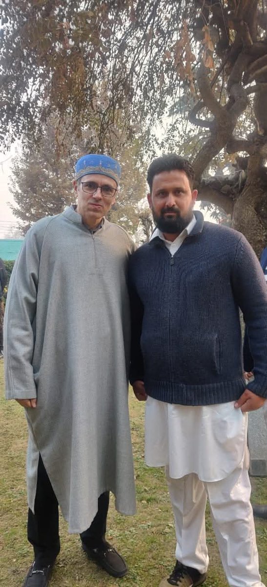 VivekSharma___'s tweet photo. Wishing Hon’ble Chief Minister @OmarAbdullah sir a very happy birthday.

Sir, your dedication to public service and the grace with which you shoulder the responsibilities of leadership inspires us. 😊🙏🏻 https://t.co/m8HfhqEH7p