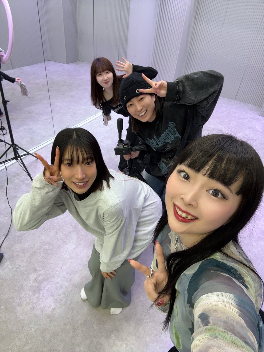 tksrayk22's tweet photo. CMT今月のTikTok撮影でした〜👏🏻✨

毎回大好きでリスペクトなひとたちと
わちゃわちゃしながら撮るの楽しい🤣🩷

ばんばんあがってくのでみてね！
フォローといいねよろしくね！

https://t.co/3WW3BqjF7b https://t.co/0WyRAXDkiH