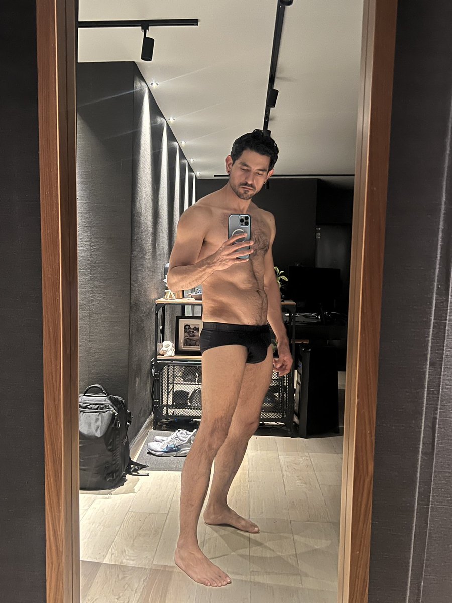 la J mas perra de todo Monterrey tweet media