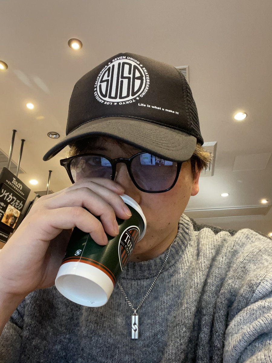 Lushtechnology's tweet photo. 代表MASAYAを含め、
計5名が撮影現場に現場入りしております。

寒い中、皆さまお疲れ様です。

本日のTwitter用写真は、
コーヒーを飲んでいるオフショットとなりました。

撮影は遠隔操作にて対応しております。

引き続きよろしくお願いいたします。
@BBOY_MASAYA 

SNS担当 https://t.co/xn6zbiCYXE