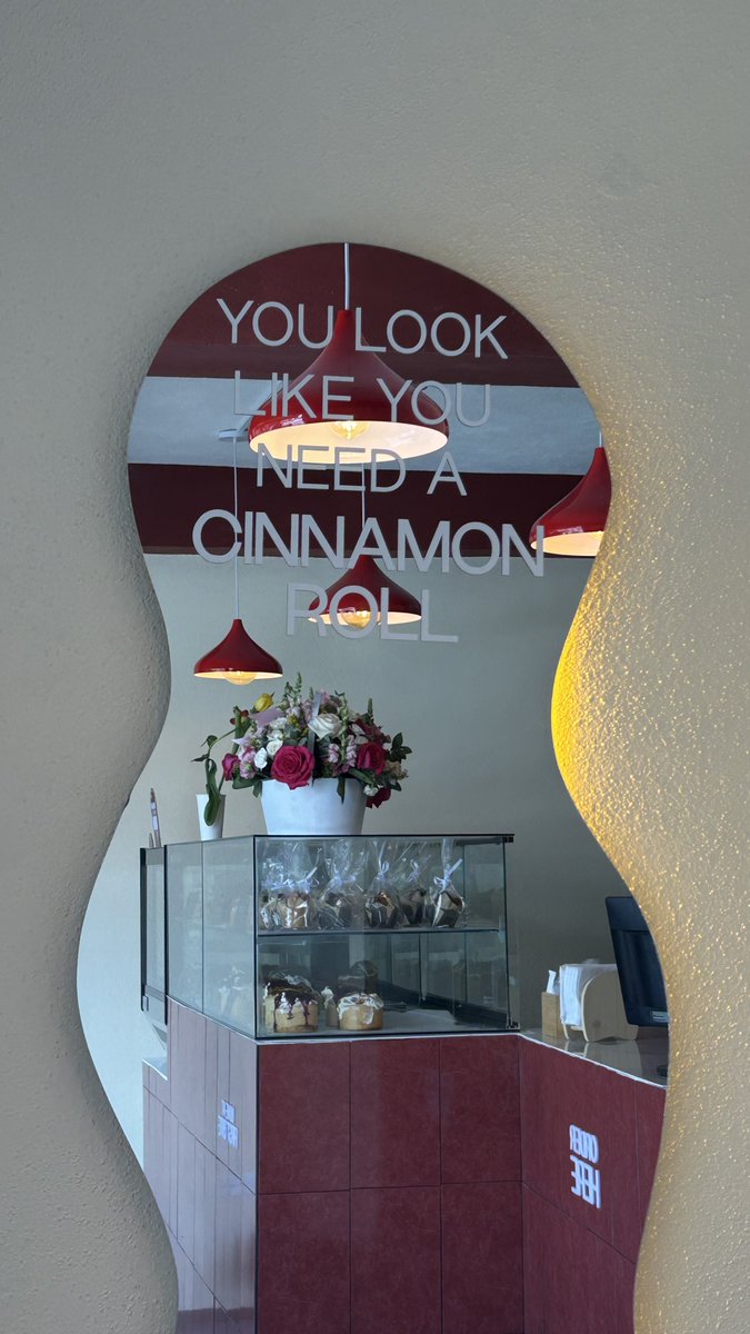 patsyalvaradoo's tweet photo. Mi segundo hogar 🌺🧁🍰🧋 https://t.co/01ugng3GQm