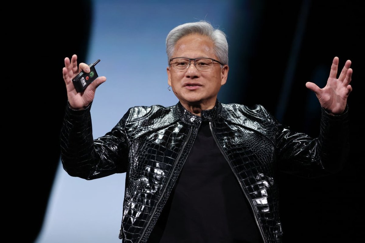 Updateshour's tweet photo. •  AI Infrastructure Race: Artificial intelligence is shifting to a global infrastructure competition, with major players like NVIDIA investing heavily—Jensen Huang noted a $30B OpenAI investment might be the last before IPO, ahead of GTC 2026. https://t.co/TxOKg3NRS6