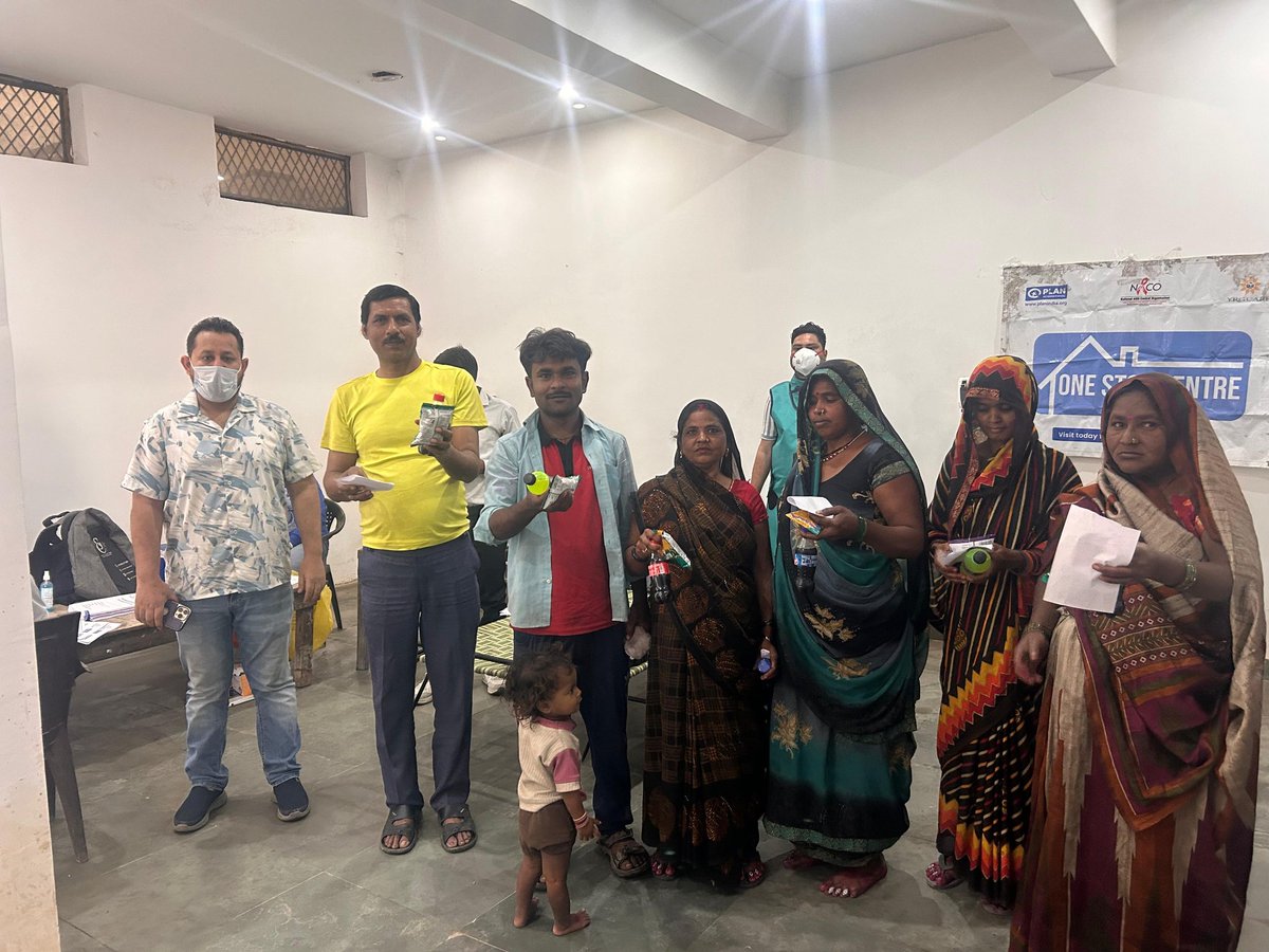 दिनांक 09 मार्च 2026 को जिला क्षय रोग विभाग व plan india- One Stop Center के माध्यम से sector 69 transport Nagar में टीबी यूनिट ममूरा के अंतर्गत स्वास्थ्य शिविर का आयोजन किया गया जिसके अंतर्गत ड्राइवरों एवं उनके परिवार के सदस्यों की x-ray टीबी स्क्रीनिंग और HIV टेस्ट किया गया।