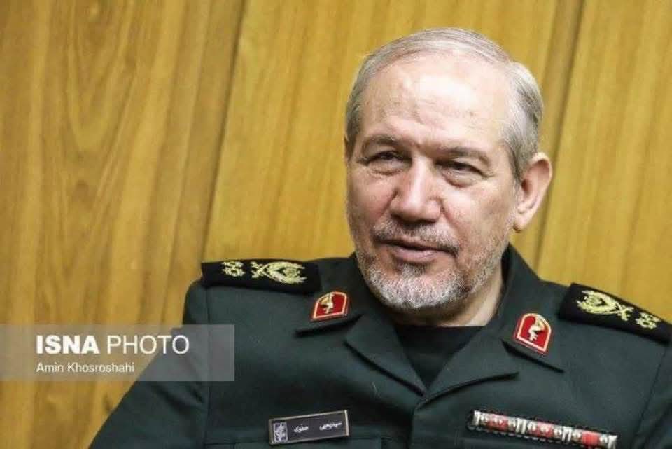 Στις 10.30 το πρωί, ο στρατηγός του Ιράν Σαφαβι δήλωνε. Ξέρουμε ακριβώς την τοποθεσία που ο Νετανιαου συγκαλεί τα πολεμικά του συμβούλια και θα την χτυπήσουμε. Στις 12.30 ο στρατηγός Σαφαβι έτρωγε πιλάφια με 72 παρθένες παρέα...