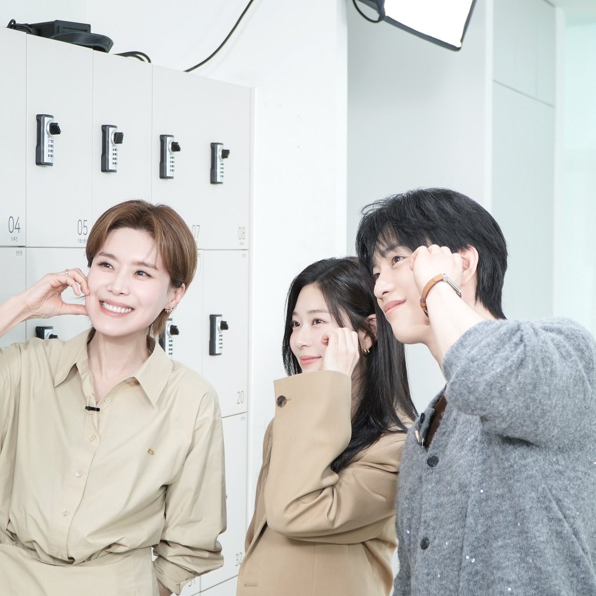 𝙋𝙚𝙖𝙘𝙝𝙥𝙖𝙜𝙚 🧡 #EVERLOVE tweet media