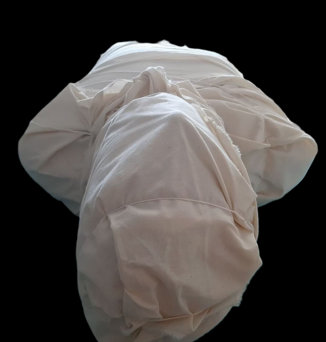 #全包木乃伊 #模拟杀 #全包 #装袋 #mummification #ミイラ #マミー #木乃伊 #绸袋 
用白布缠裹起来才是制作木乃伊的正确工序
Wrap him with white cloth and keep him for eternity... 
重庆or XJ同好可私