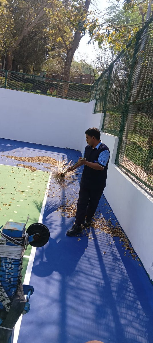 IIMC_India's tweet photo. A cleanliness drive covering both indoor and outdoor areas was undertaken at IIMC, New Delhi as part of #SpecialCampaign5.0 to promote a clean and healthy environment.
@MIB_India @SwachhBharatGov @swachhbharat @SwachSurvekshan @PMOIndia @pragyapgaur @PIB_India @DDNewslive https://t.co/qB3w33oQGS