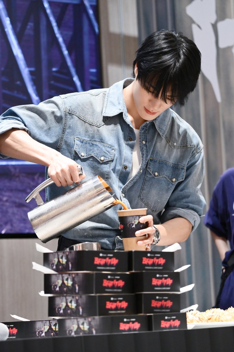 #JENO หล่อสร้างเรื่องอีกแล้ว

#ShopeeTH #ShopeeTHxSMTrue #ShopeexNCTDREAMEvent