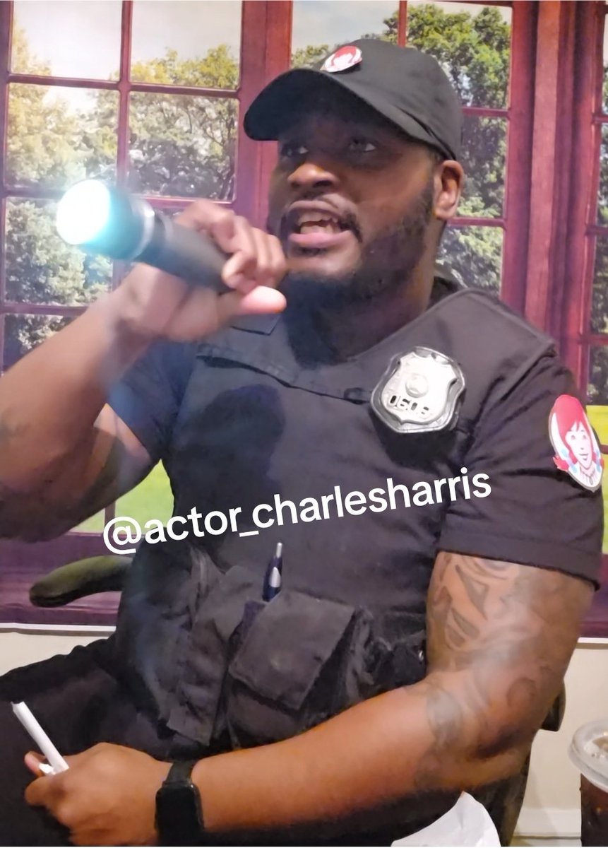 charris_actor's tweet photo. New and approved position #chieftastingofficer #wendys @wendys #charleswharrisiii #phillyactor https://t.co/eHTj3M2v3v