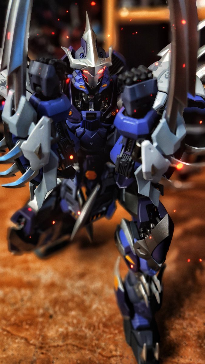 LiquidBelowZer0's tweet photo. The Heatboys Mecha Shredder is straight-up villain energy! 

#TMNT #MechaShredder #ToyPhotography #ActionFigurePhotography #heatboys https://t.co/KtSUPqa0Hl
