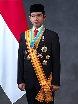 Besok demokrasi diuji.  
KIP akan membacakan putusan sengketa informasi publik terkait Penyetaraan Ijazah Gibran R.R. dan dasar pertimbangan Kemdikdasmen dalam menerbitkannya.

Ini bukan soal politik.  
Ini soal hak publik untuk tahu.  
Keterbukaan informasi adalah pilar