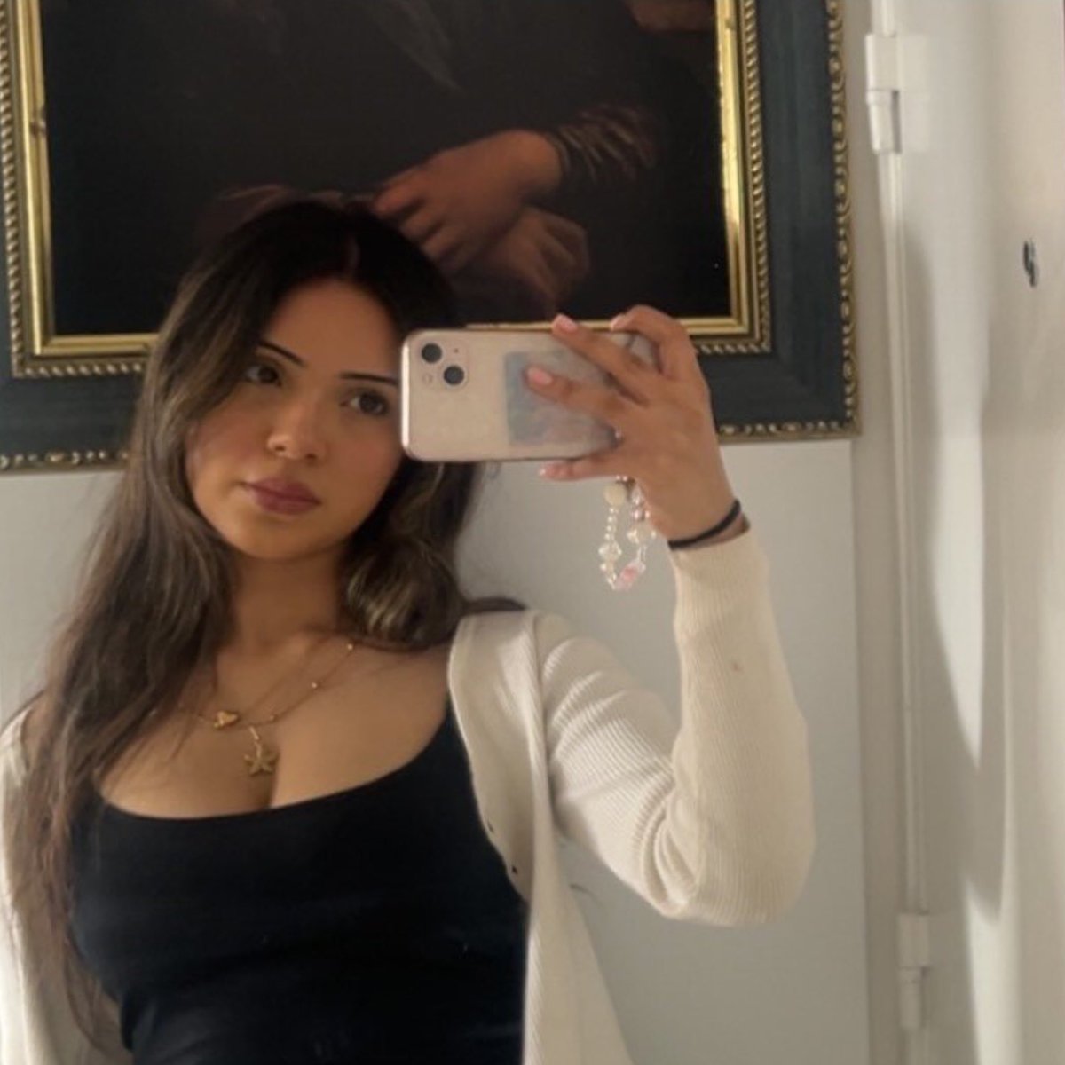 ExposeEmAlI's tweet photo. What would you make Taposhi do for you??
#cuck #wankchat #feargasm https://t.co/hJPSPQUzeJ