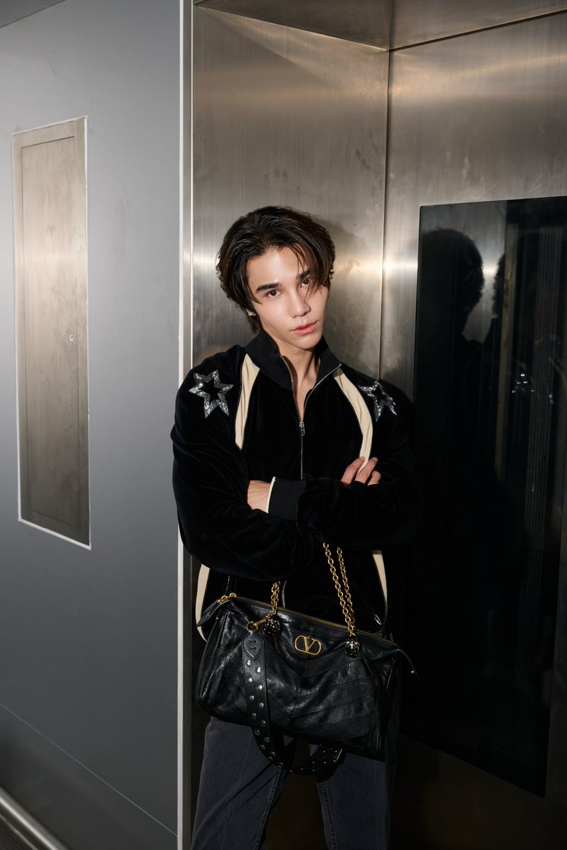 See you in Rome

@maisonvalentino
#ValentinoGaravani
#PantheaBag