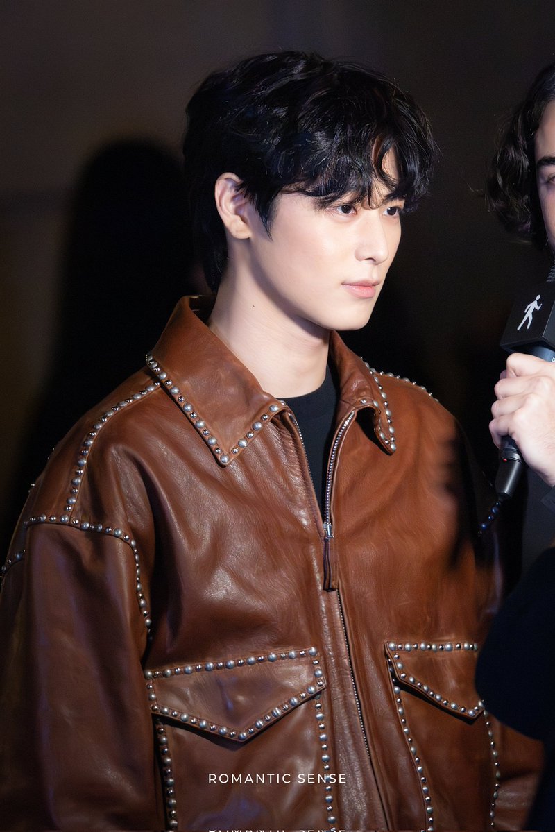 ʀᴏᴍᴀɴᴛɪᴄ ꜱᴇɴꜱᴇ tweet media