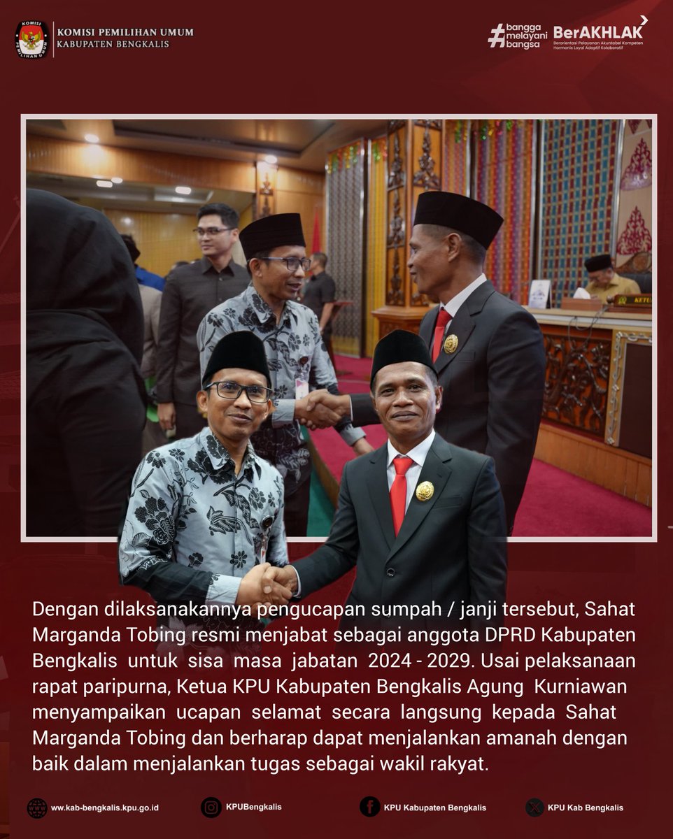 kpukabbengkalis's tweet photo. Ketua KPU Kab Bengkalis, Agung Kurniawan, hadiri Rapat Paripurna DPRD Bengkalis pada Senin (9/3/2026) di Kantor DPRD Bengkalis. Agenda rapat pengucapan sumpah/janji PAW anggota DPRD dari PDIP, Sahat Marganda Tobing, menggantikan almarhum Al Azmi untuk masa jabatan 2024–2029. https://t.co/ZtsQz1lIQB