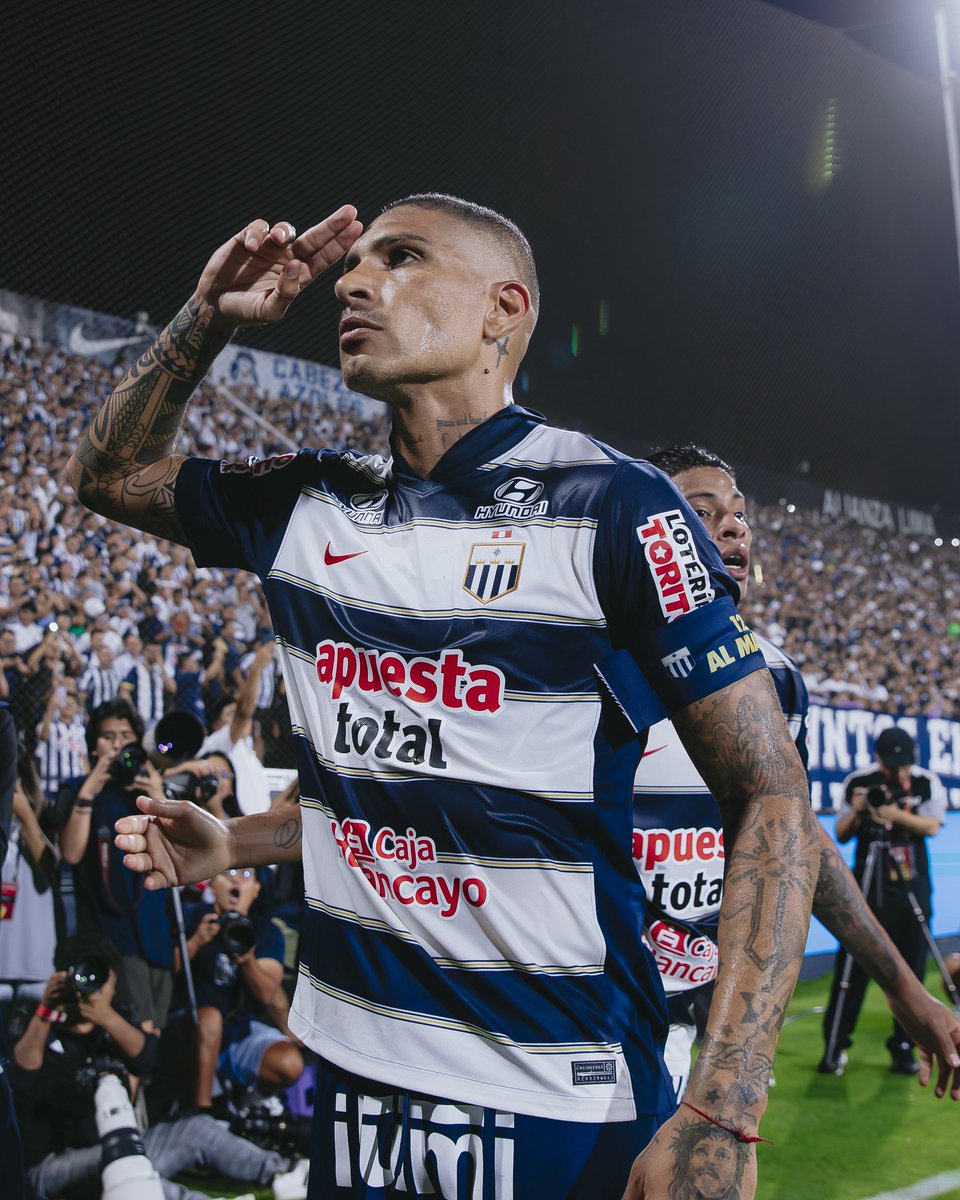 OutOfALContext 1901 tweet media