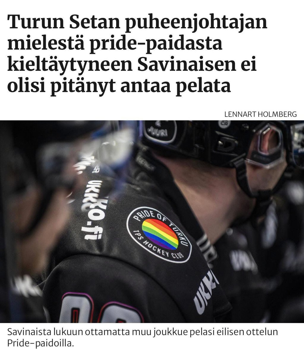 Dystocracycrew's tweet photo. Hei sinä, joka äimistelet miten joku ei halua pukeutua väreihinne.

Oletko ajatellut, voisko kyse olla seksuaalivähemmistöjen vihaamisen sijasta politisoituneiden värienne stasina operoivasta autoritaristisesta vihavasemmistosta, joille mielipiteenvapaus on virhe lainsäädännössä? https://t.co/2YfCMhtwJi