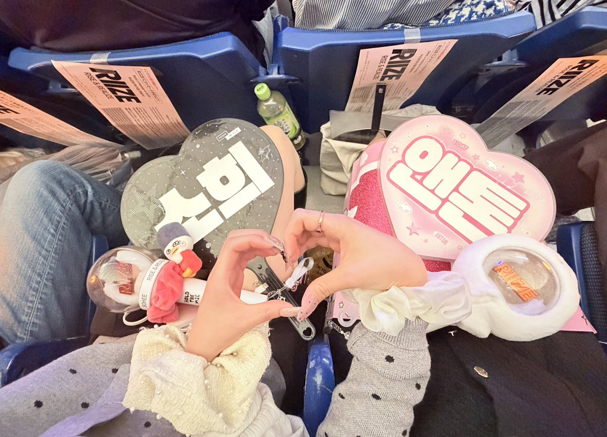 𝖼𝗁⟡ tweet media