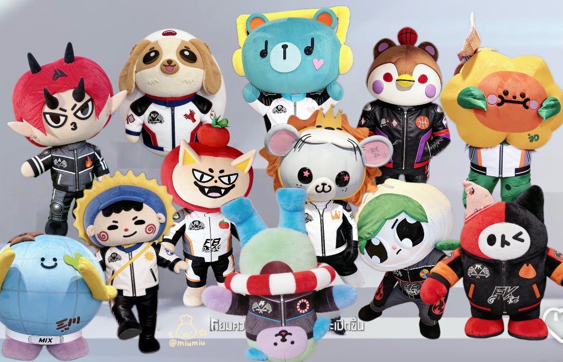 bookermiumiuu's tweet photo. GMM Buddies lol2026🏎️
Team F1！🏁🚩

 #LOLFanFest2026 #forcebook #joongdunk #pondphuwin #geminifourth #perthsanta #juniormark #williamest #jimmysea https://t.co/FSHdz4zIJK
